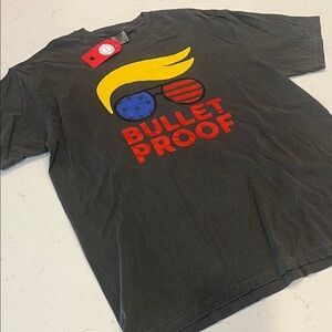 Graphic T-Shirt "bullet proof"